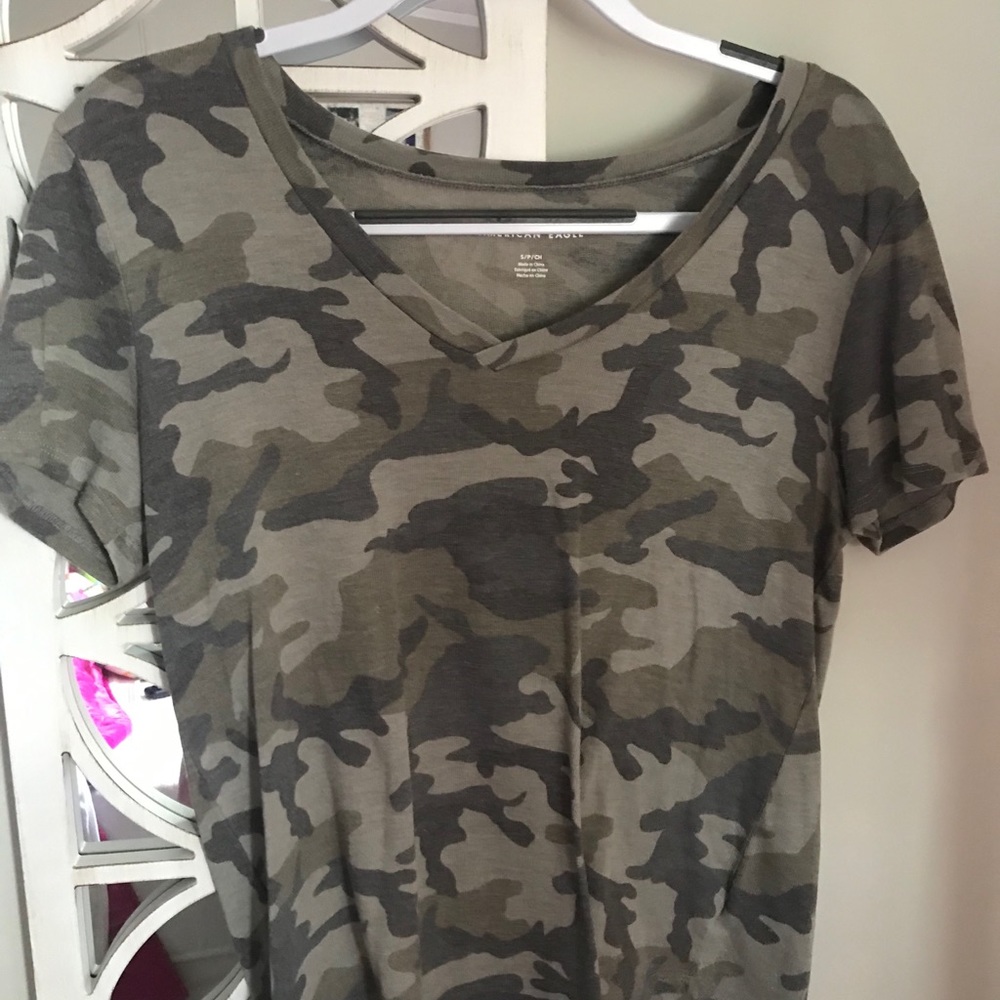 Camo American Eagle top